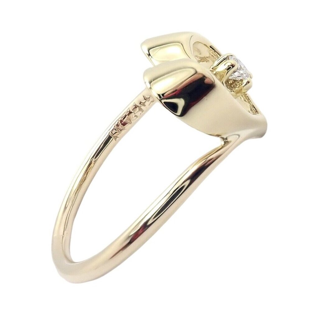 Authentic! Vintage Tiffany & Co 18k Yellow Gold Diamond Heart Ring - Picture 2 of 9